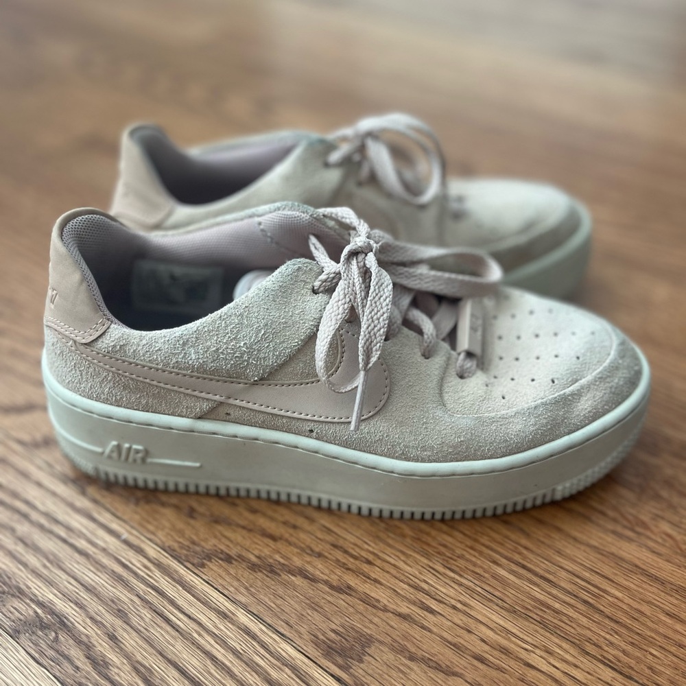 Nike Air Force 1 platform sneaker - Picture 7 of 8